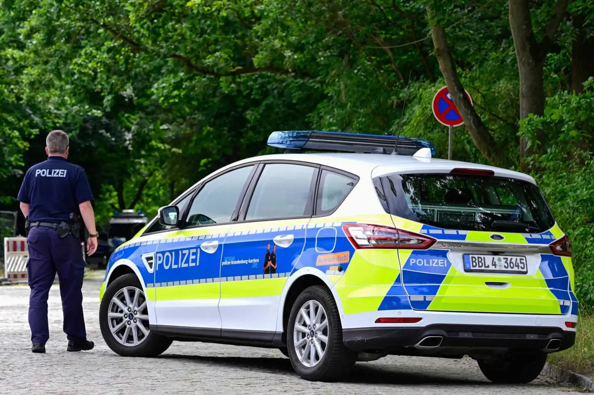 Detenções foram motivadas pelo facto de um dos adolescentes ter apelado a uma "guerra santa"