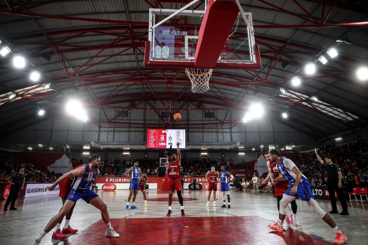 Águias venceram com uma margem confortável