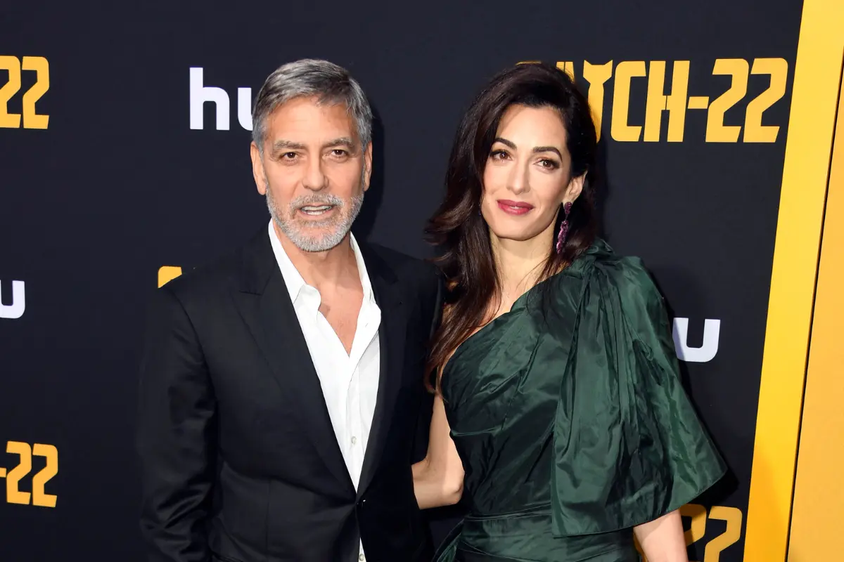 George Clooney e a mulher dividem o tempo entre França e os EUA