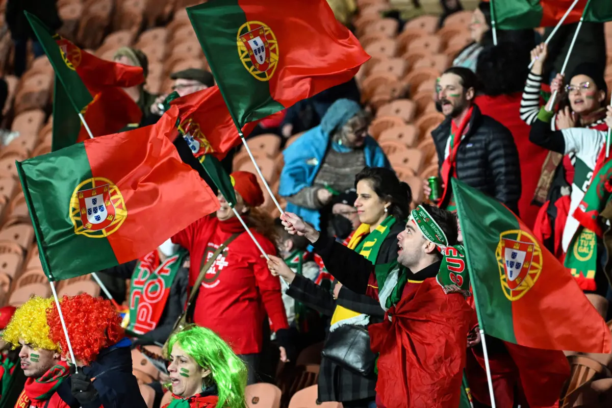 Imagem de contexto do artigo Francisco Neto revoluciona onze luso com sete alterações