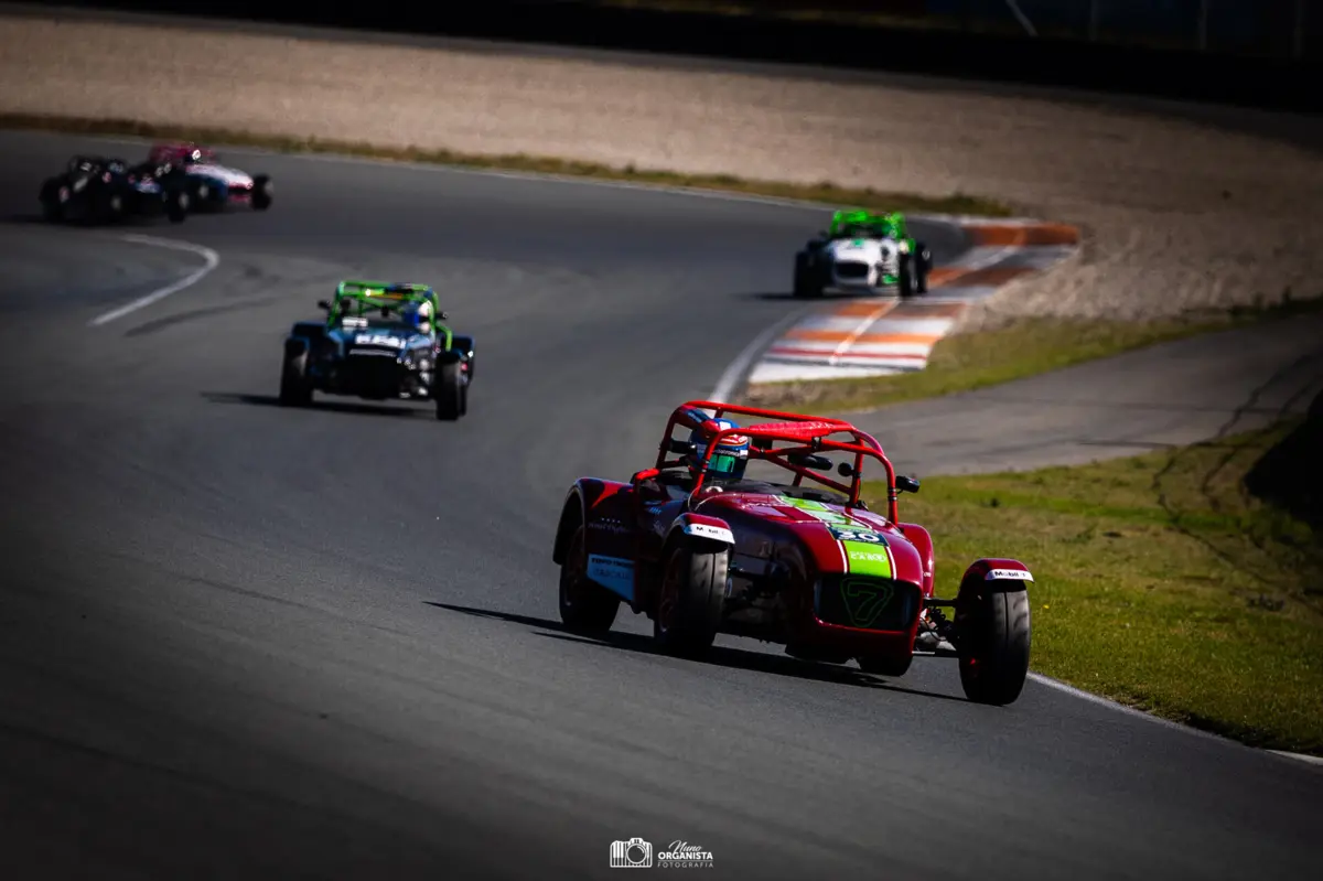 João Rebelo Martins venceu a classe 310R, do Caterham Motorsport Iberiann