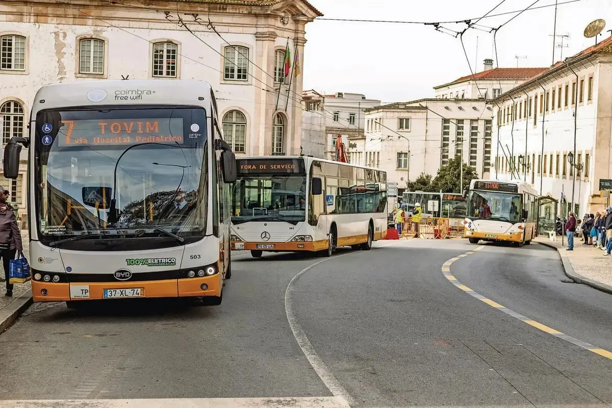 Imagem de contexto do artigo Passe intermodal nos transportes intermunicipais de Coimbra só em 2026