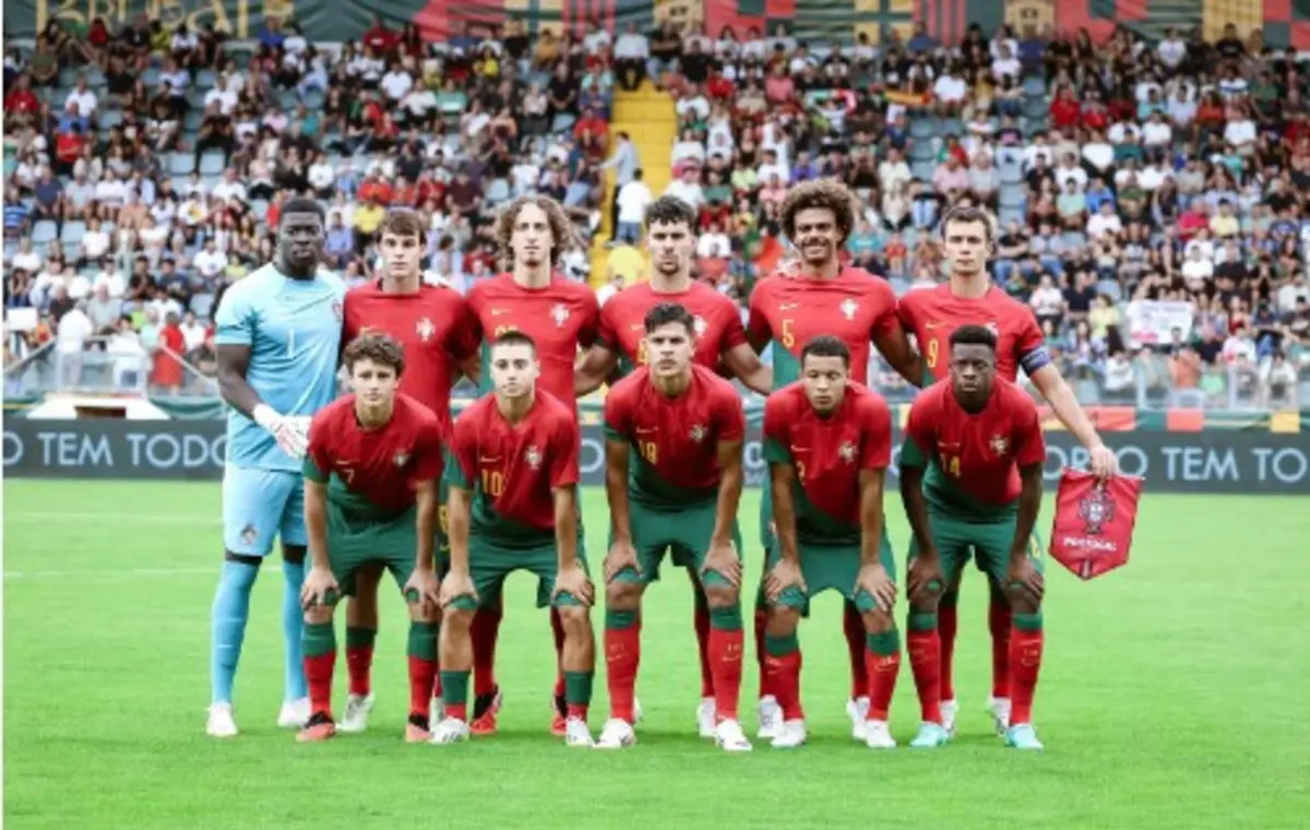O onze escolhido pelo selecionador Rui Jorge para a estreia na fase de qualificação