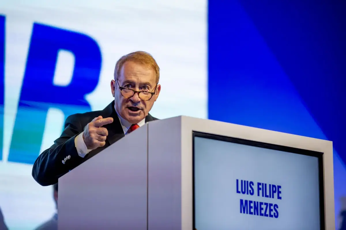 Autarca Luís Filipe Menezes defende reforço do Hospital de Gaia
