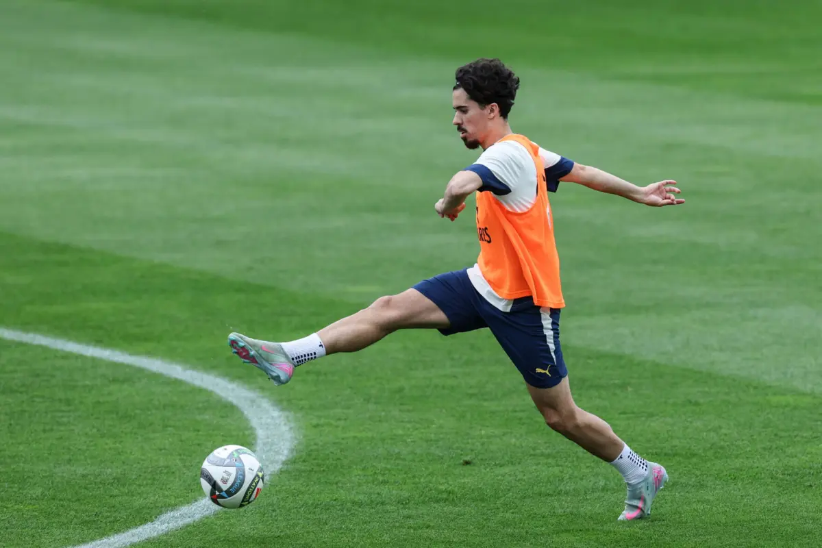 Vitinha entra no onze de Portugal