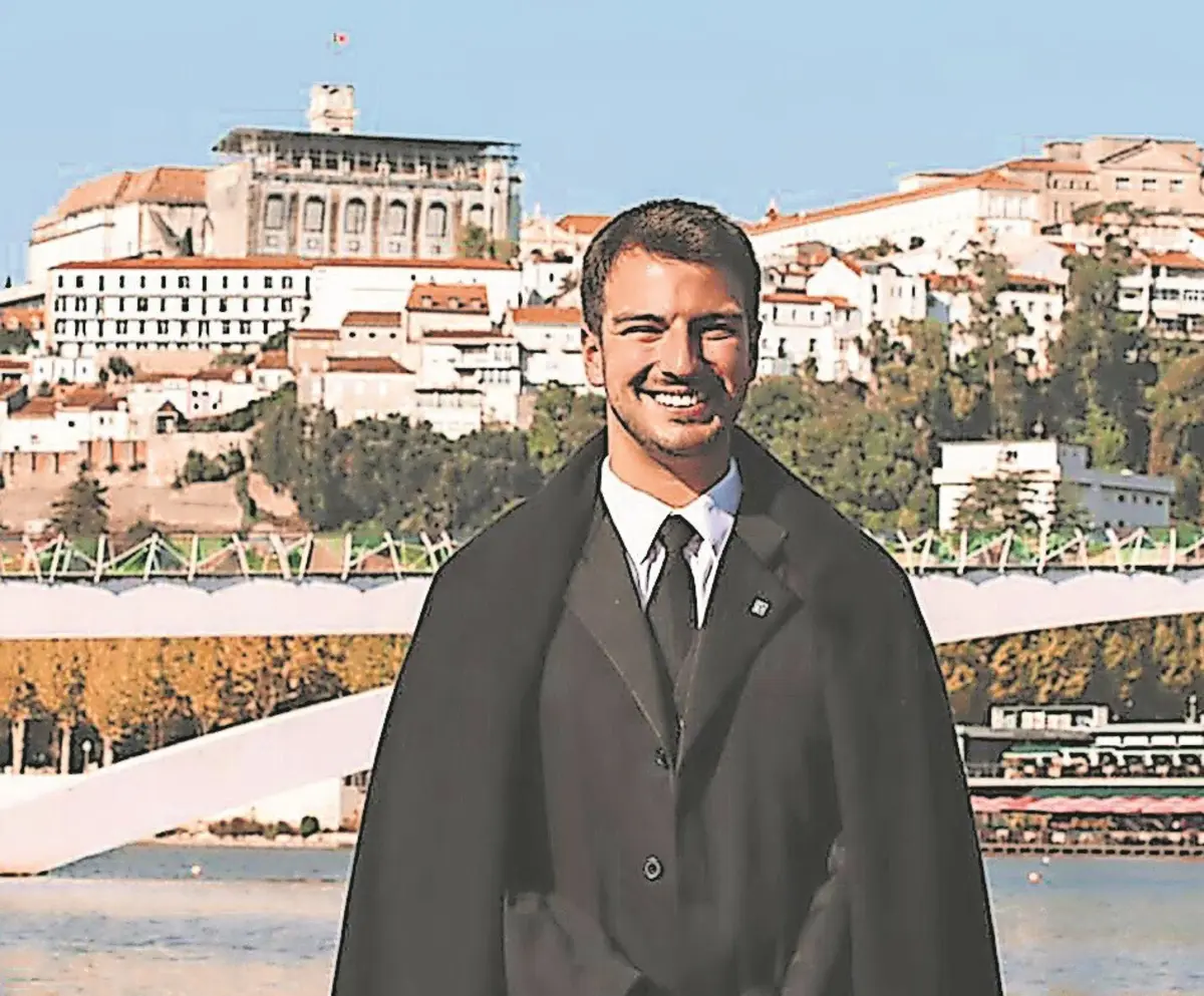 Imagem de contexto do artigo Renato Daniel eleito presidente da Associação Académica de Coimbra