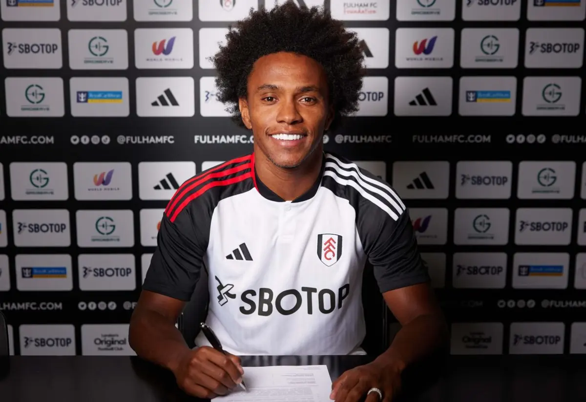 Willian vai continuar no Craven Cottage em 2023/24