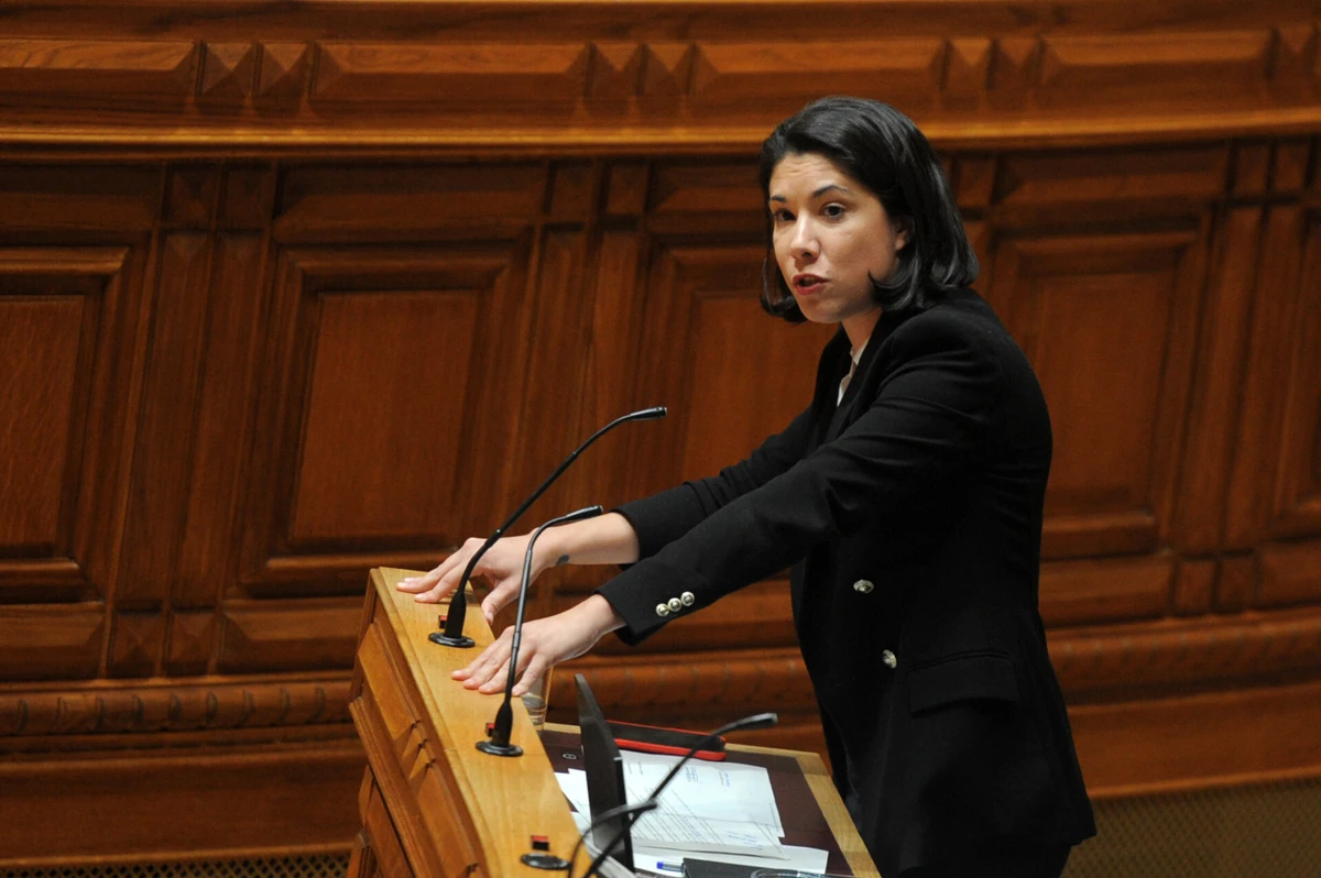 Joana Mortágua defende que Serralves não pode ficar fora da medida