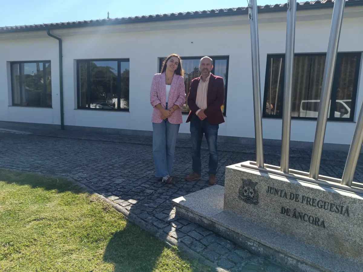 Carolina Pereira, da lista OCP, e Peter Martins, que foi reeleito presidente da Junta de Freguesia de Âncora