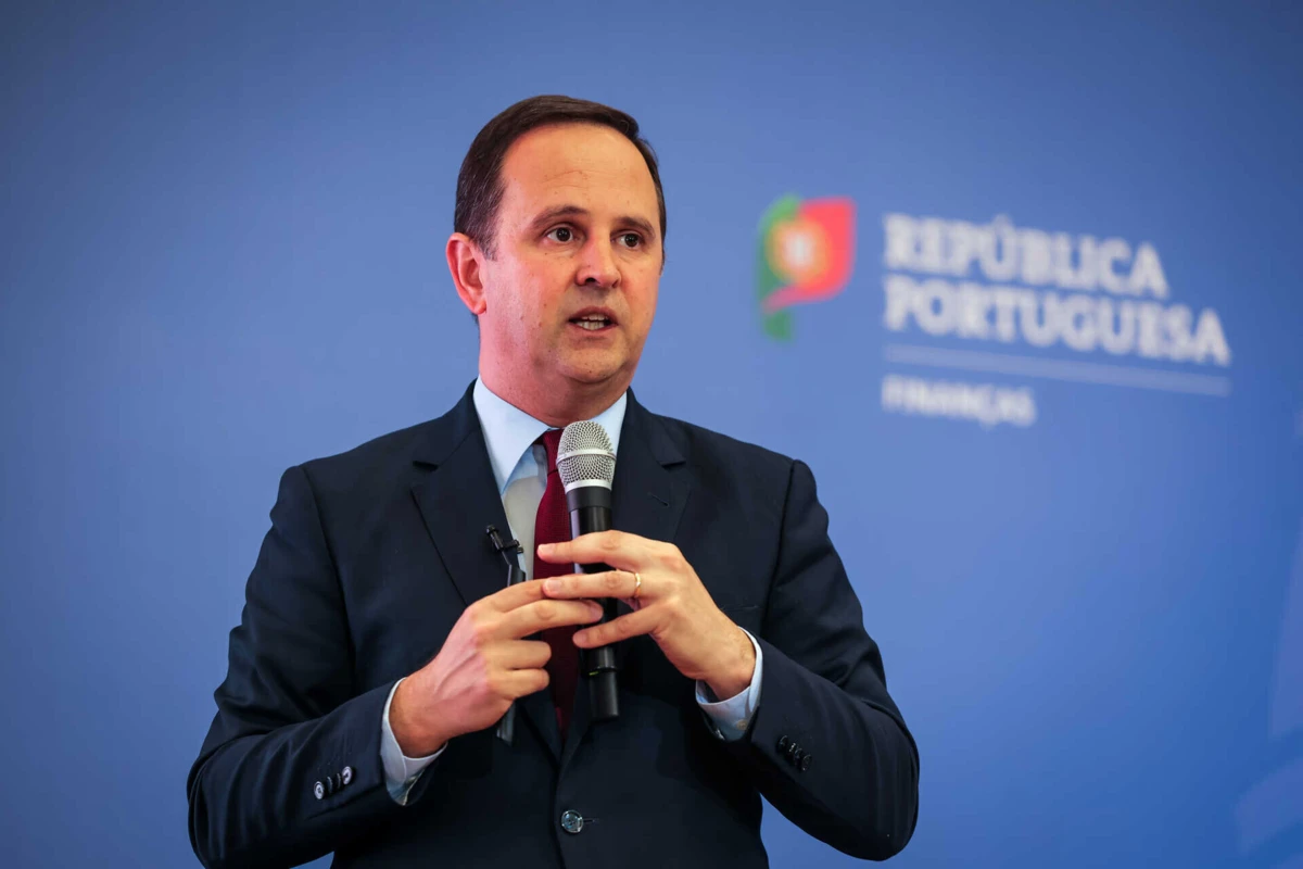 Fernando Medina contesta bloco central, porque daria monopólio da Oposição ao Chega