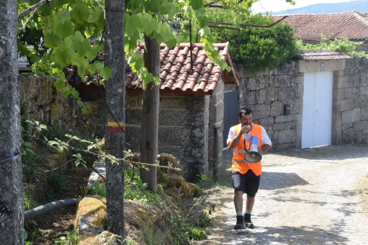 Exercício obrigou população a sair de casa e seguir as indicações