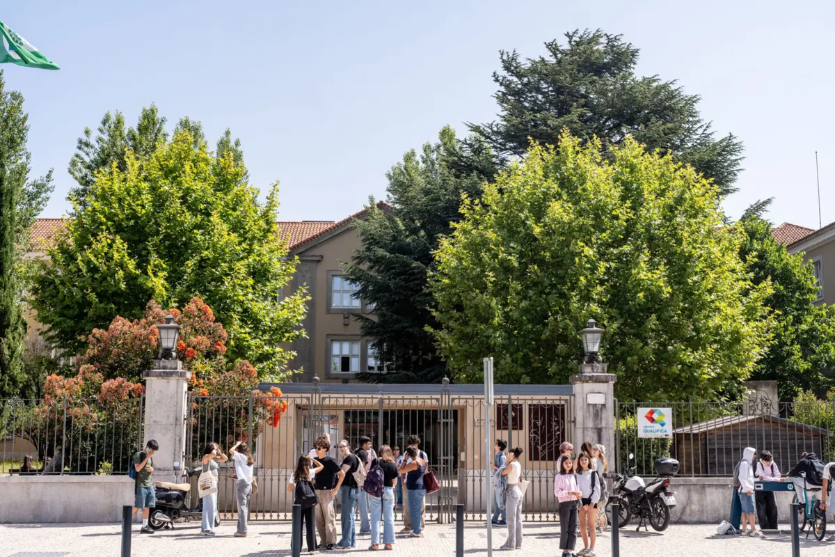 Imagem de contexto do artigo Exame de Matemática: “Estava à espera que fosse mais difícil”