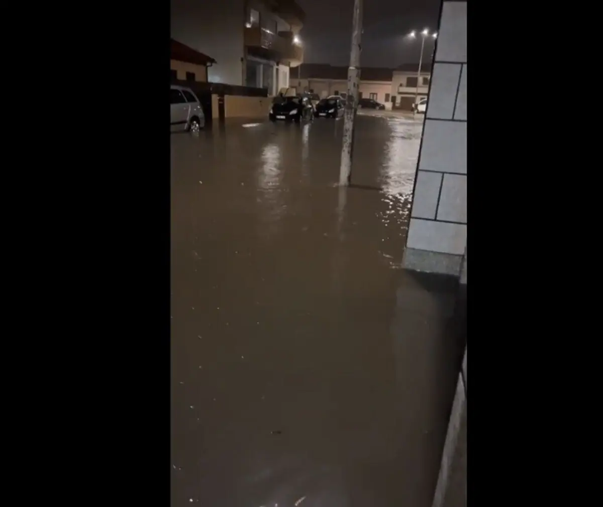 O anúncio surge dias depois de as chuvas fortes terem voltado a trazer inundações na rua da Alegria