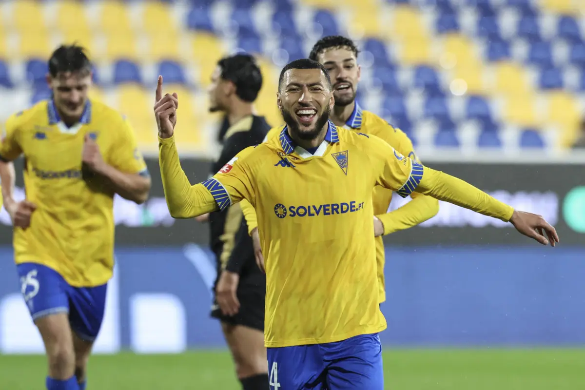 Begraoui bisou na partida