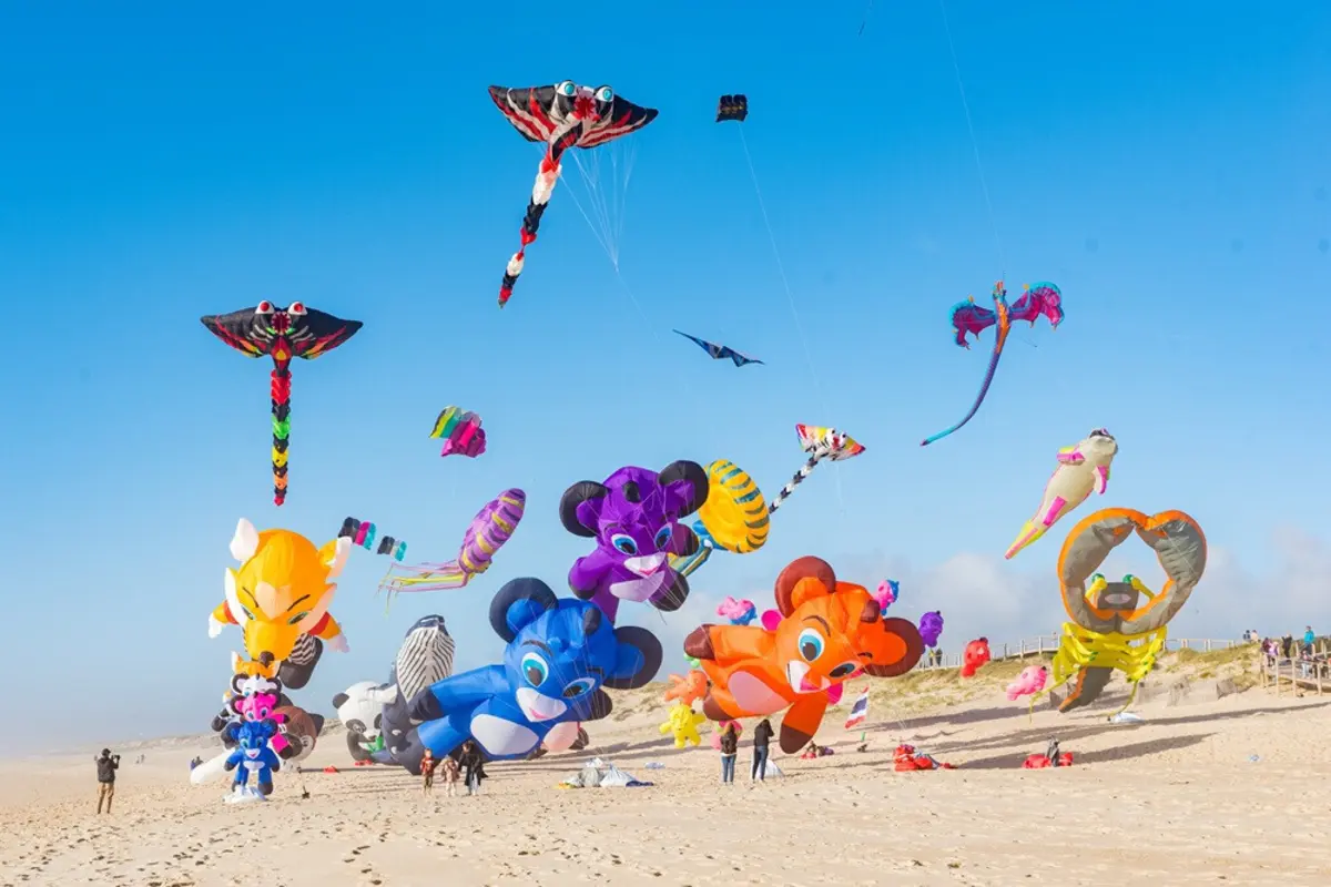 O Festival Internacional de Papagaios vai realizar-se, pela quarta vez, na praia de Quiaios nos dia 3 e 4 de maio