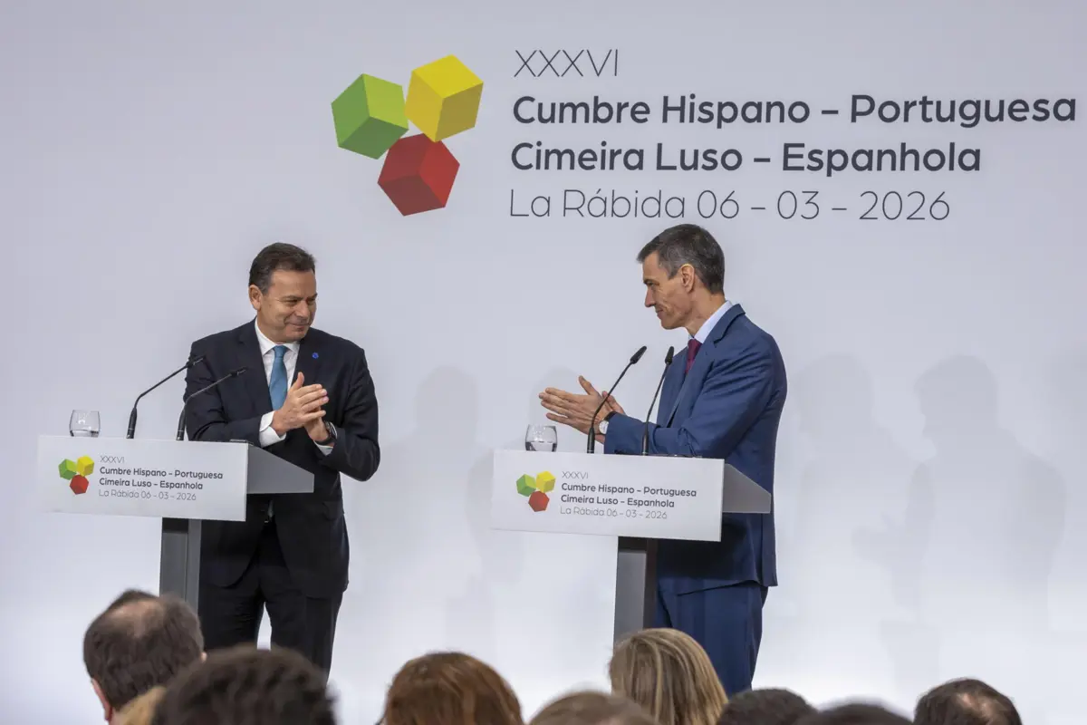 Montenegro destacou que estão a decorrer os estudos para a terceira travessia sobre o Tejo e a ligação de alta velocidade Lisboa-Madrid