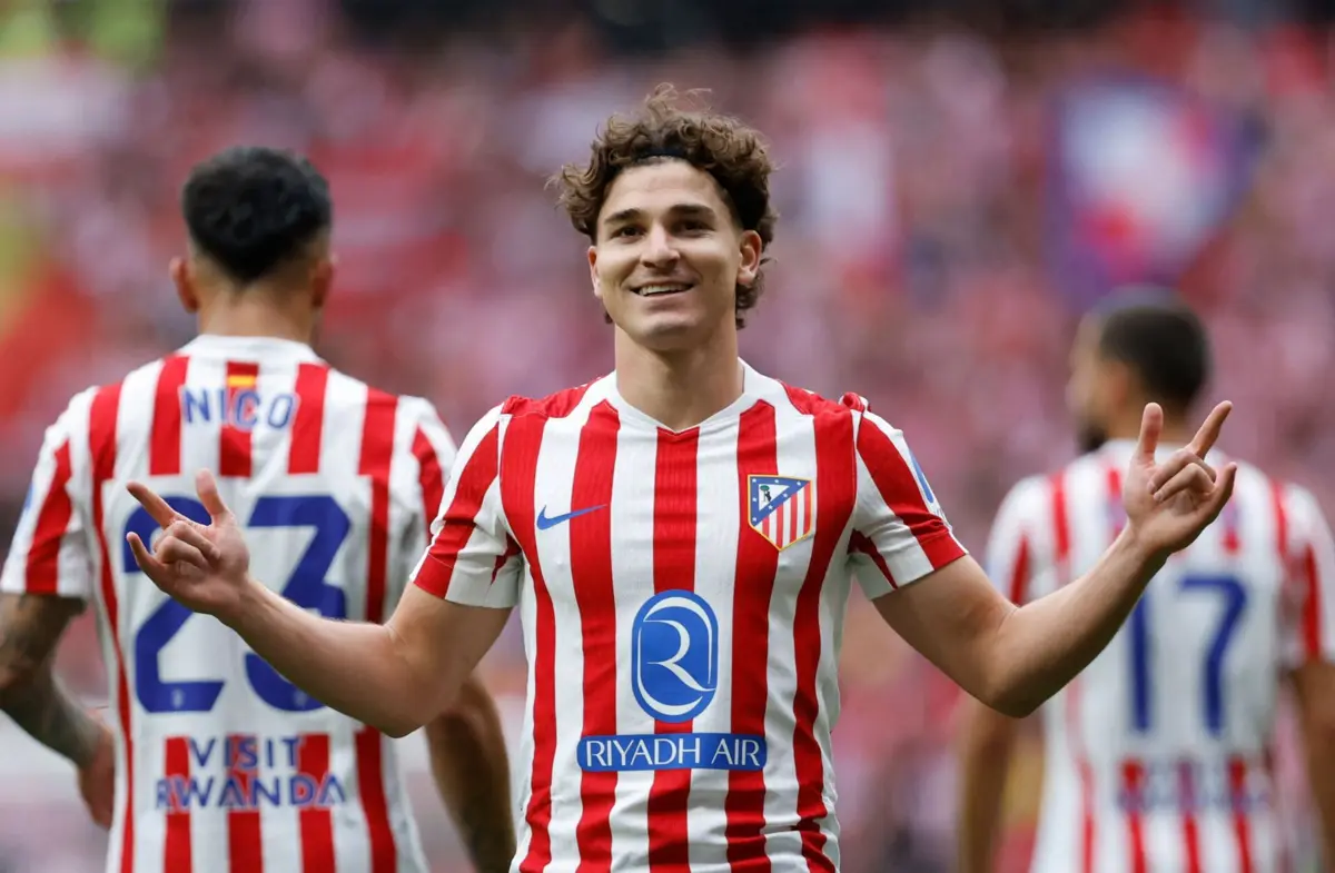 Alvarez bisou e deu continuidade ao bom momento de forma