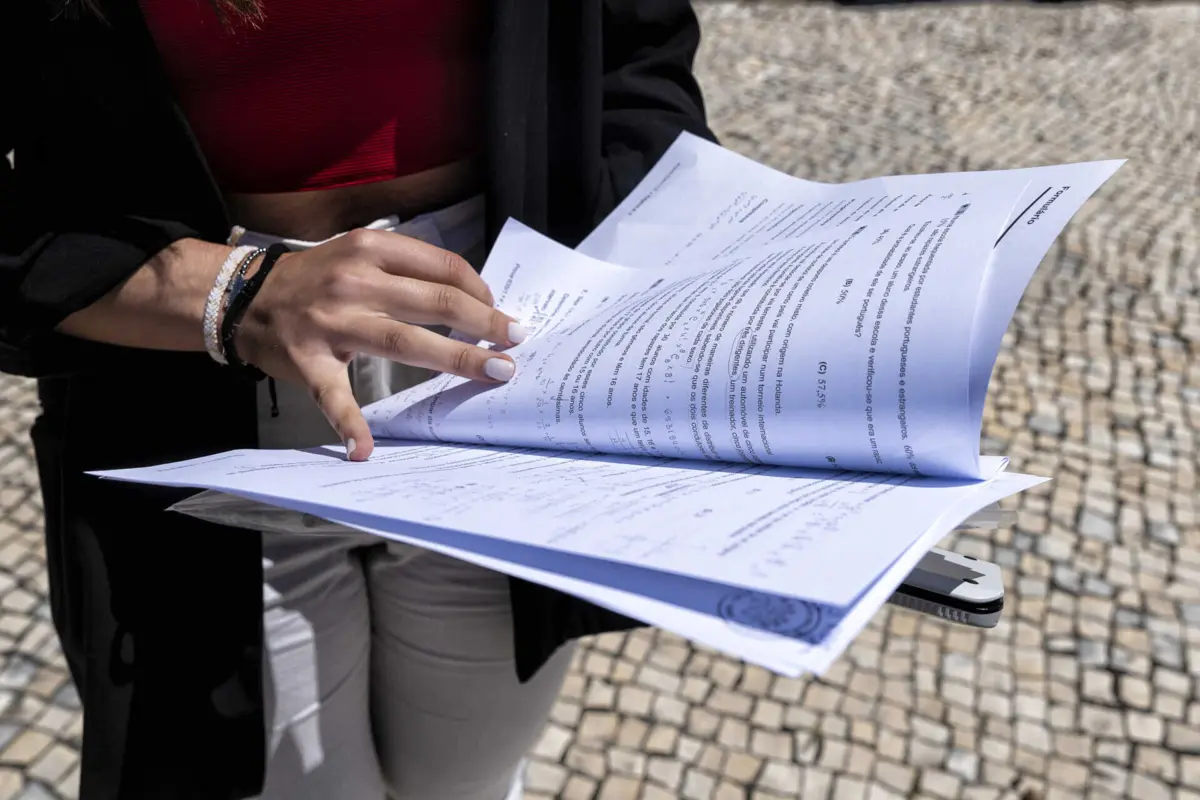 Alunos da Escola Dr. Júlio Martins obtiveram uma média de 12,95 valores