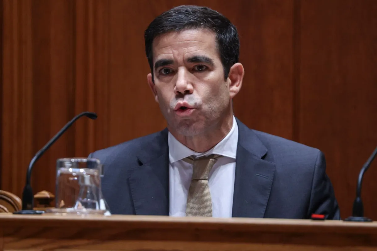 O ministro da Presidência, António Leitão Amaro