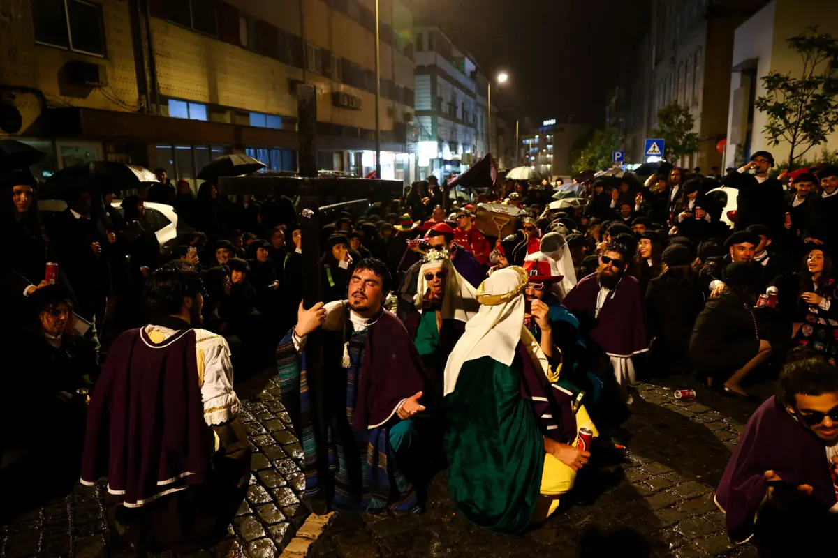 O velório sai, esta sexta-feira, à noite da estação ferroviária de Braga.