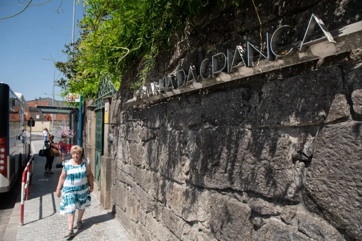 Instituição particular de solidariedade social O Amanhã da Criança está envolta em polémica