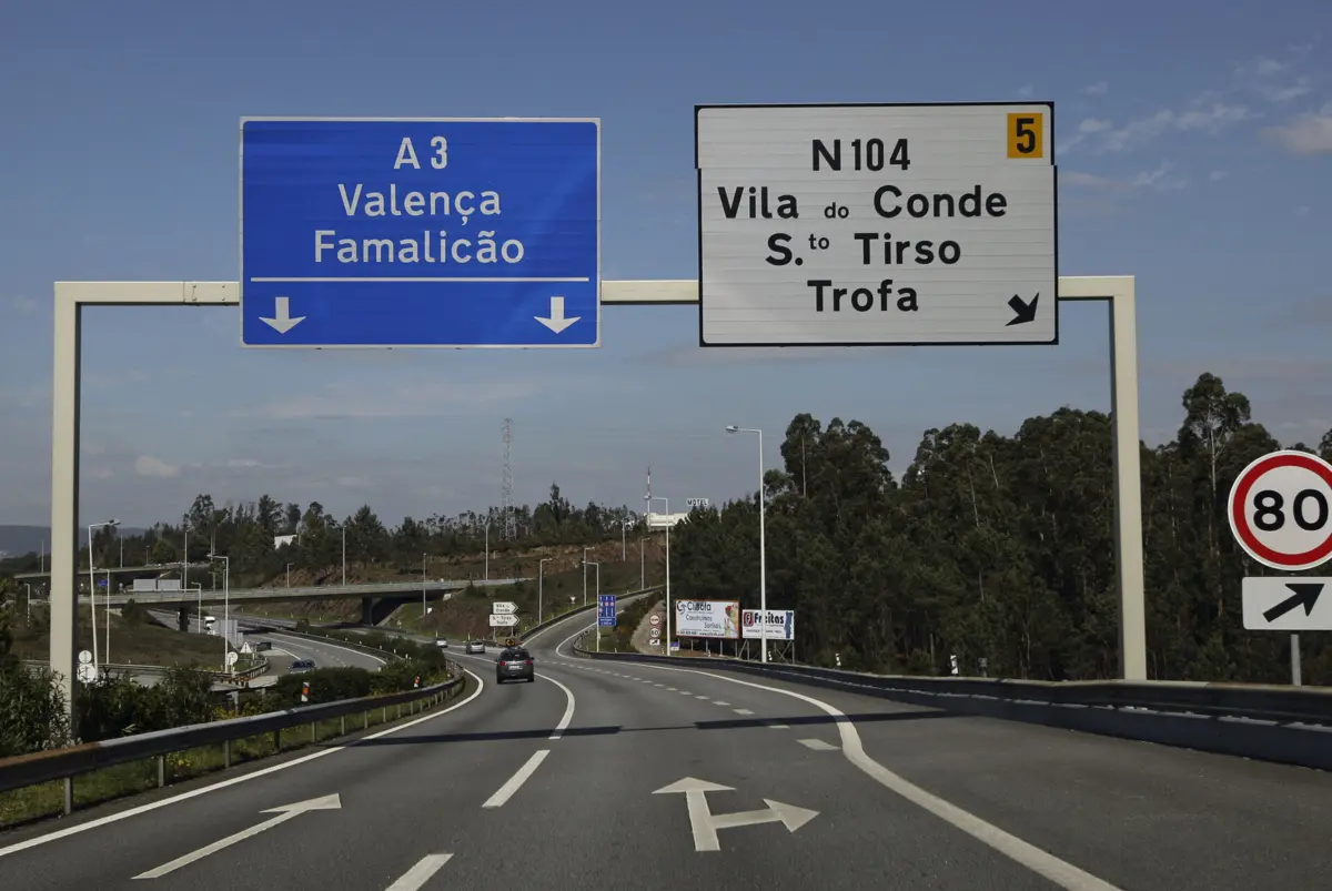 Assalto ocorreu cerca das 3.40 horas e a GNR foi ao local