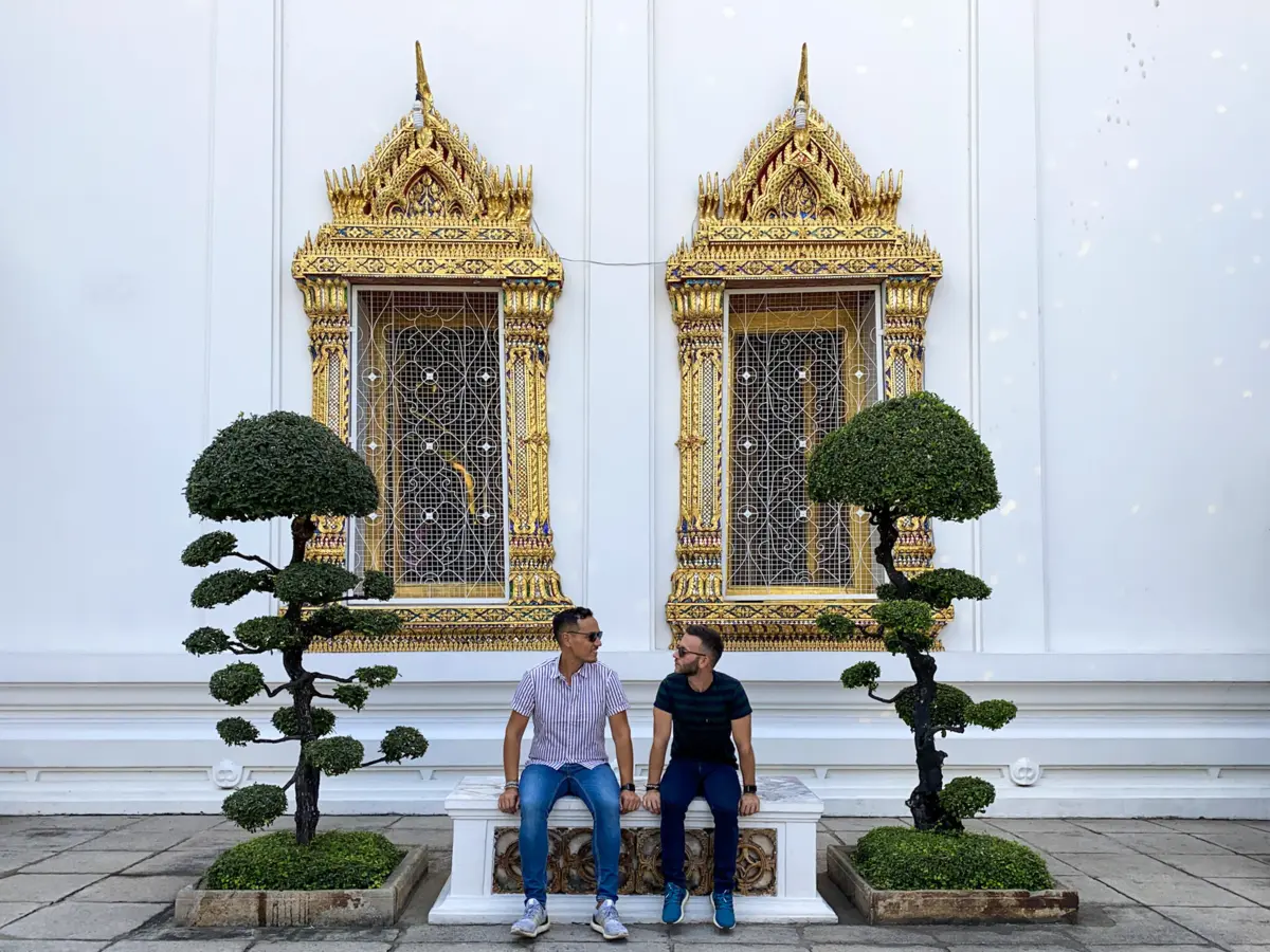 João e André em Bangkok, capital da Tailândia, numa "etapa" da primeira viagem