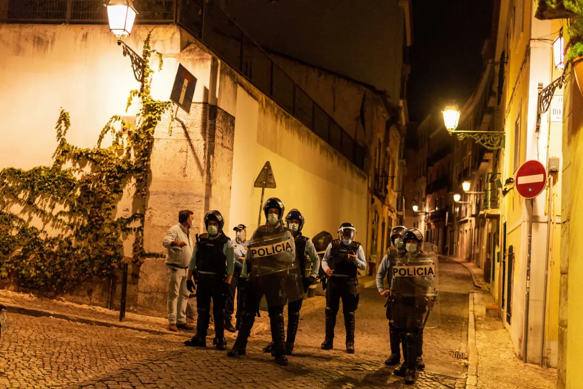 Polícias conseguiram intercetar quatro suspeitos de roubo