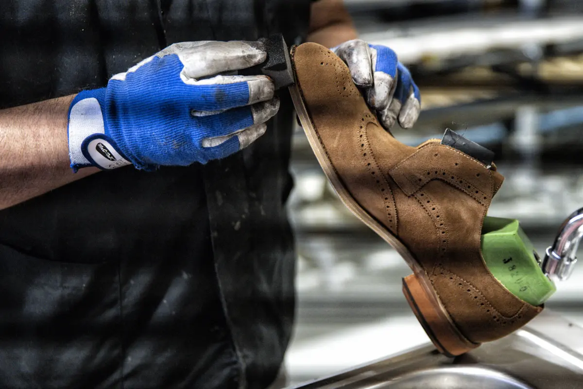 Exportações portuguesas de calçado caem 8,2% para 1839 milhões de euros em 2023