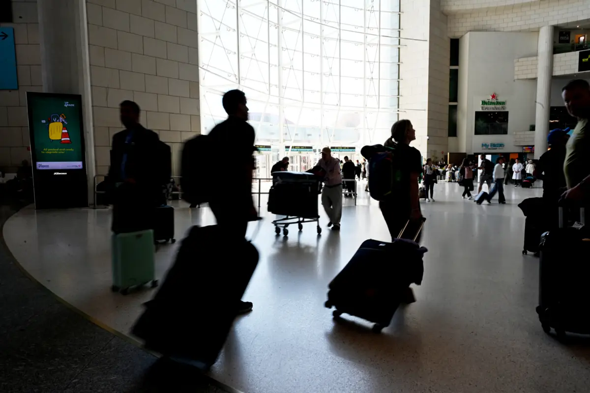 A direção nacional da PSP pediu à direção nacional da PJ que os seus inspetores se mantenham nos seus postos e continuem a assegurar o controlo das fronteiras aéreas