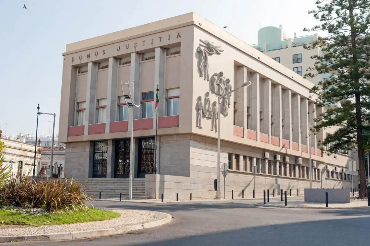 Julgamento decorre à porta fechada no Tribunal de Faro