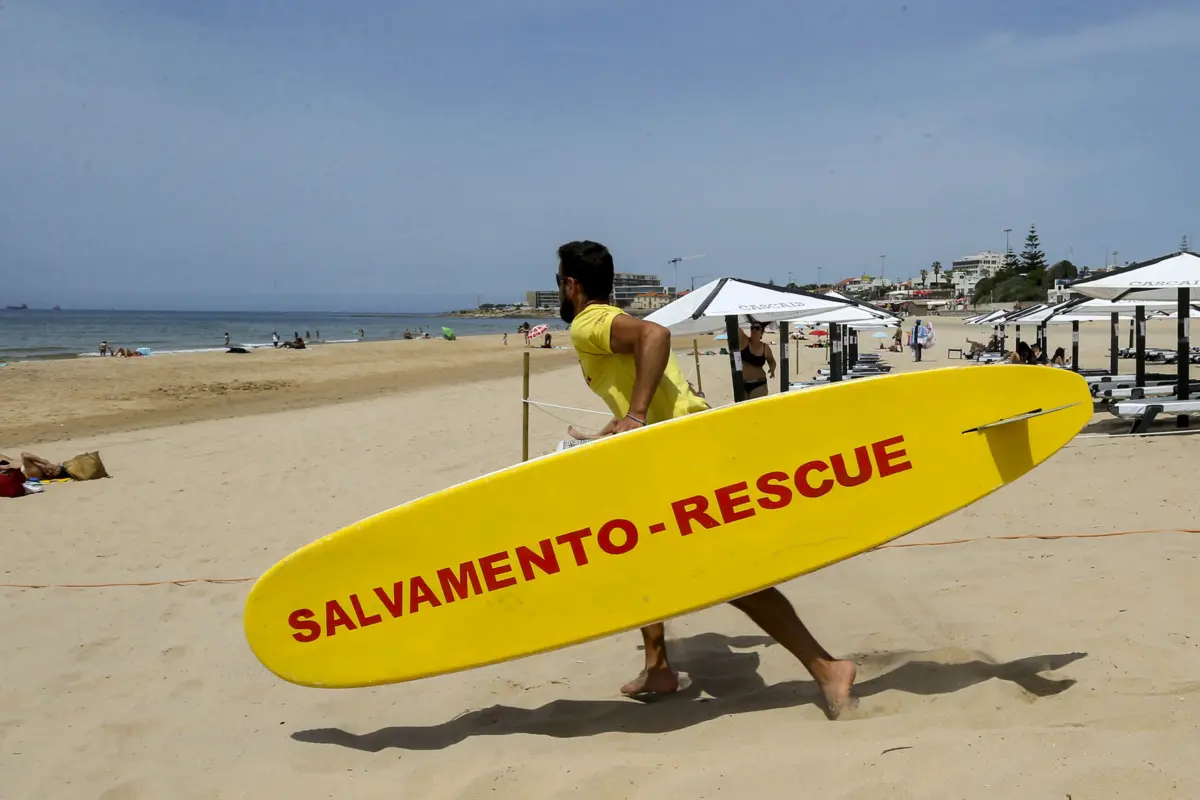 Excesso de dias consecutivos de trabalho afasta alguns jovens da profissão