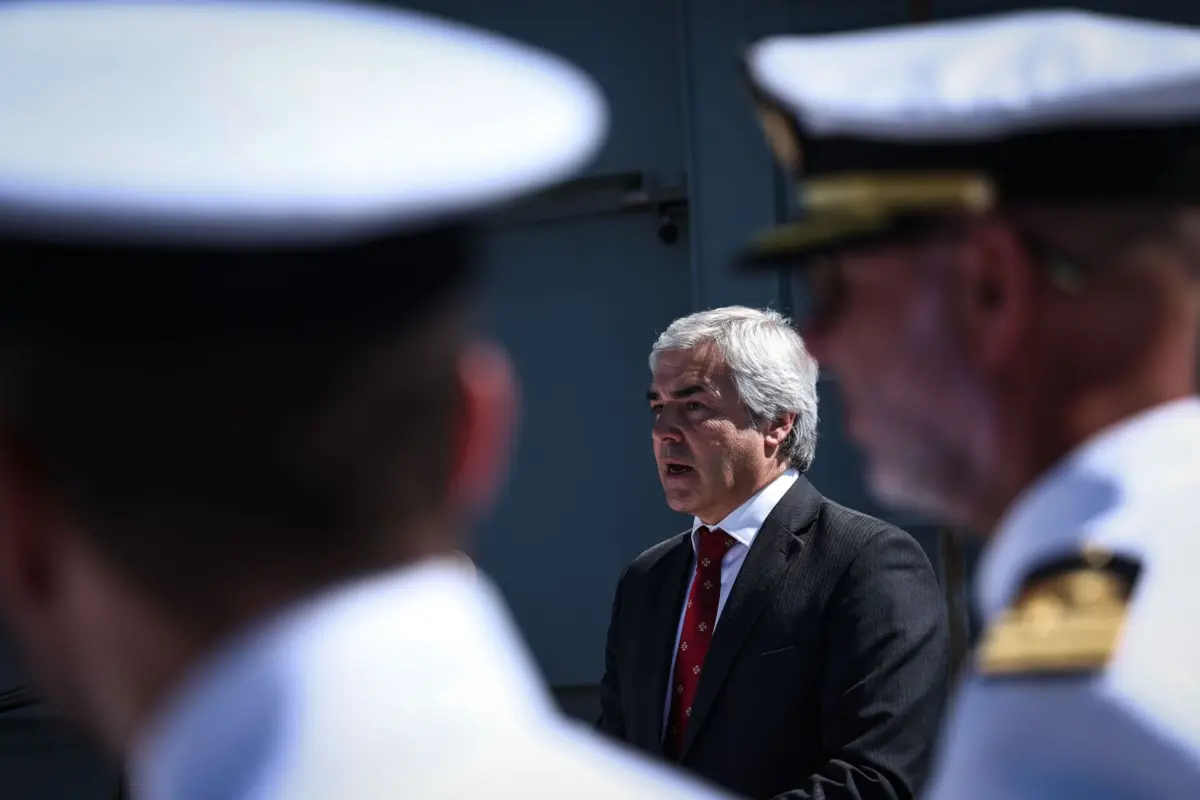 "Se houver necessidade de reforçar aquilo que é a presença atual, disso daremos conta," disse Nuno Melo