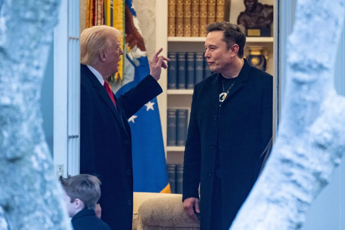 Musk defendeu que o plano de Trump "dá dinheiro às indústrias do passado enquanto prejudica gravemente as indústrias do futuro"