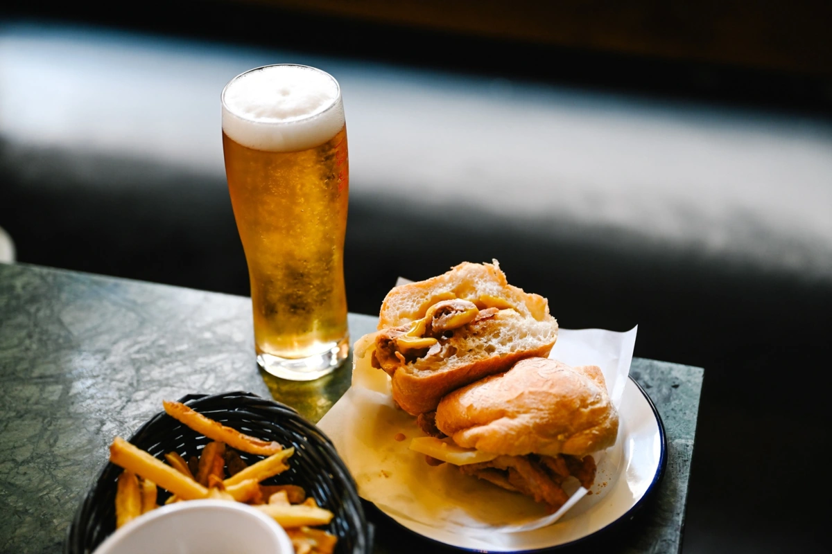 Art Stay Restaurante & Bar