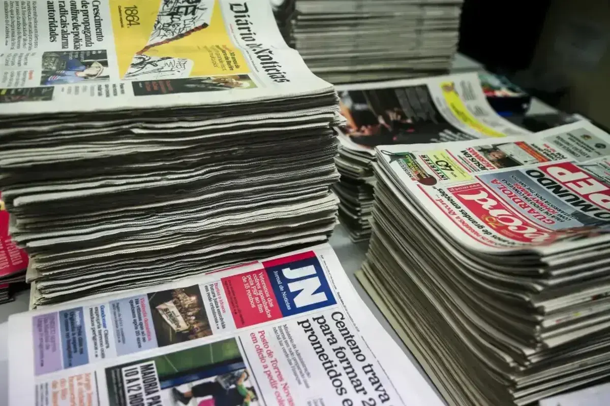 Redução da distribuição impressa no interior preocupa o regulador dos media