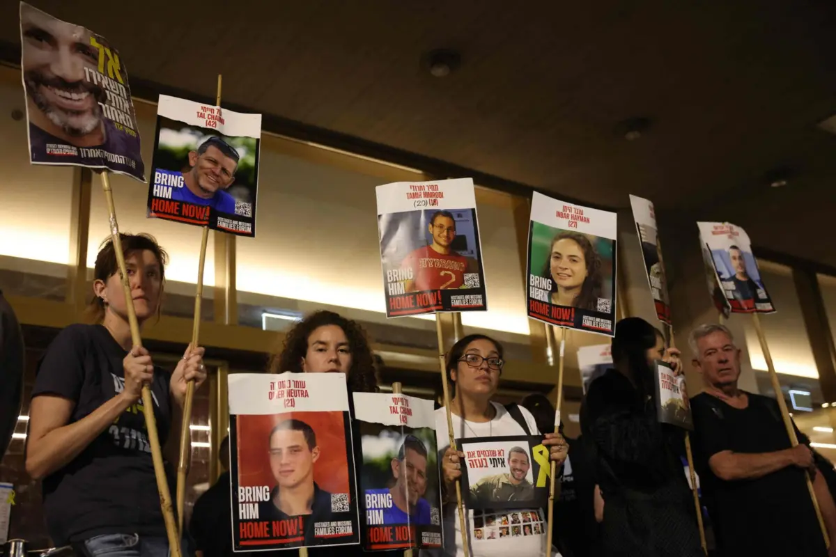 Acordo de cessar-fogo incluiu regresso dos reféns e libertação de presos palestinianos