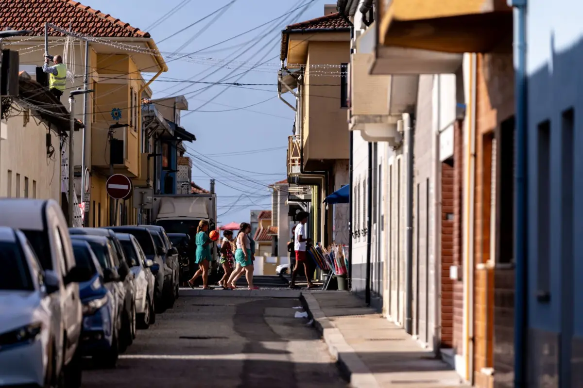 Alargar passeios, reforçar arborização e melhorar iluminação estão entre os objetivos