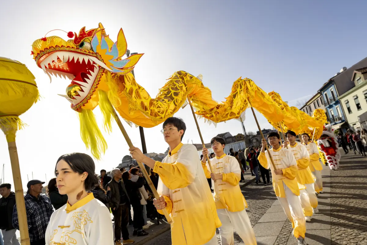 Imagem de contexto do artigo Ano Novo Chinês enche de cor Vila do Conde