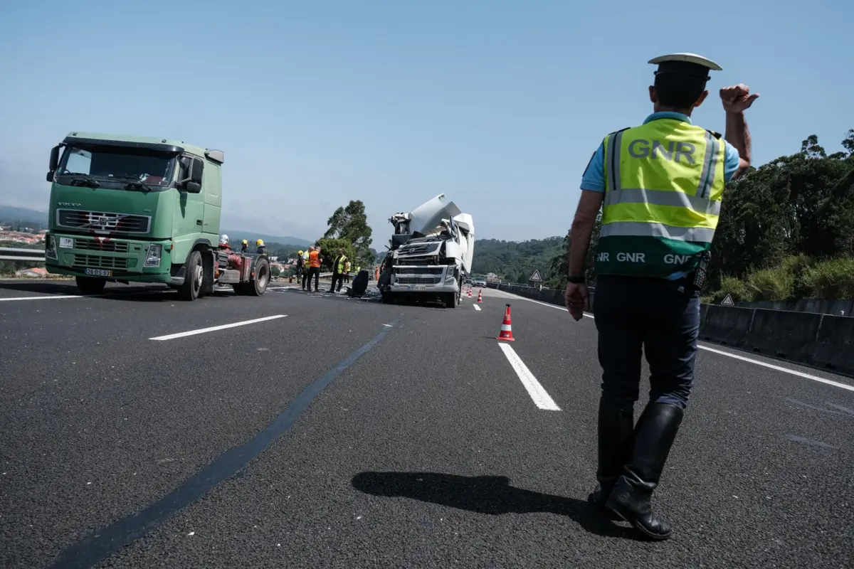 Acidentes aumentaram, assim como o número de veículos a circular nas autoestradas