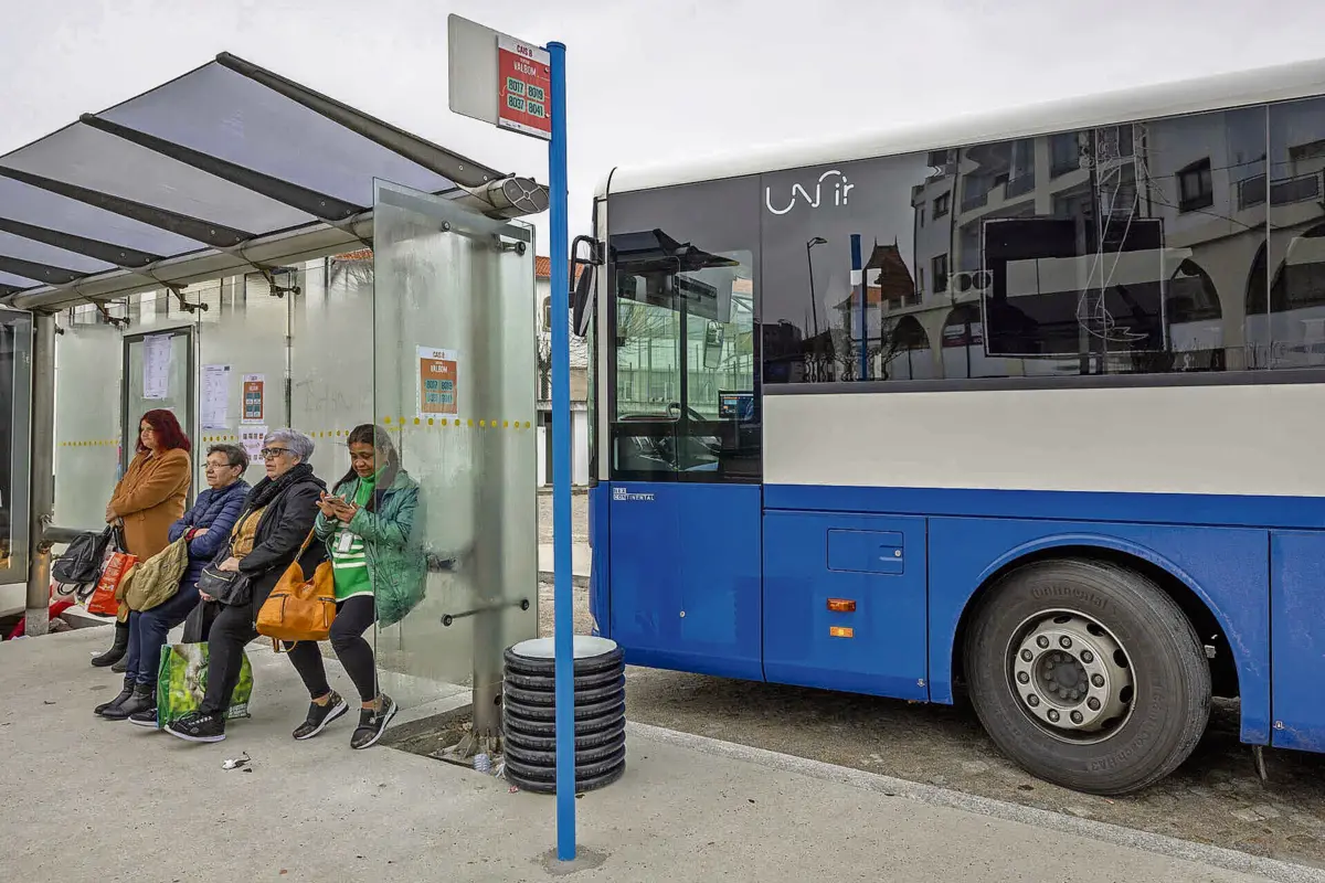 A falta de horários era uma das principais queixas dos utentes desde o arranque da rede Unir, em dezembro de 2023