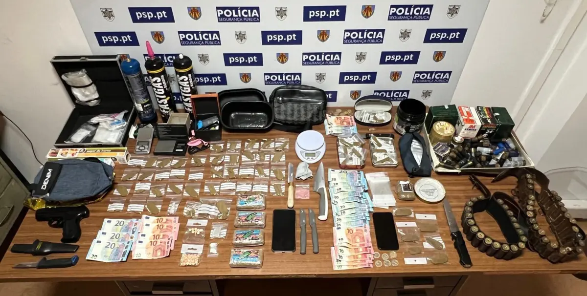 Material apreendido pela PSP de Almada