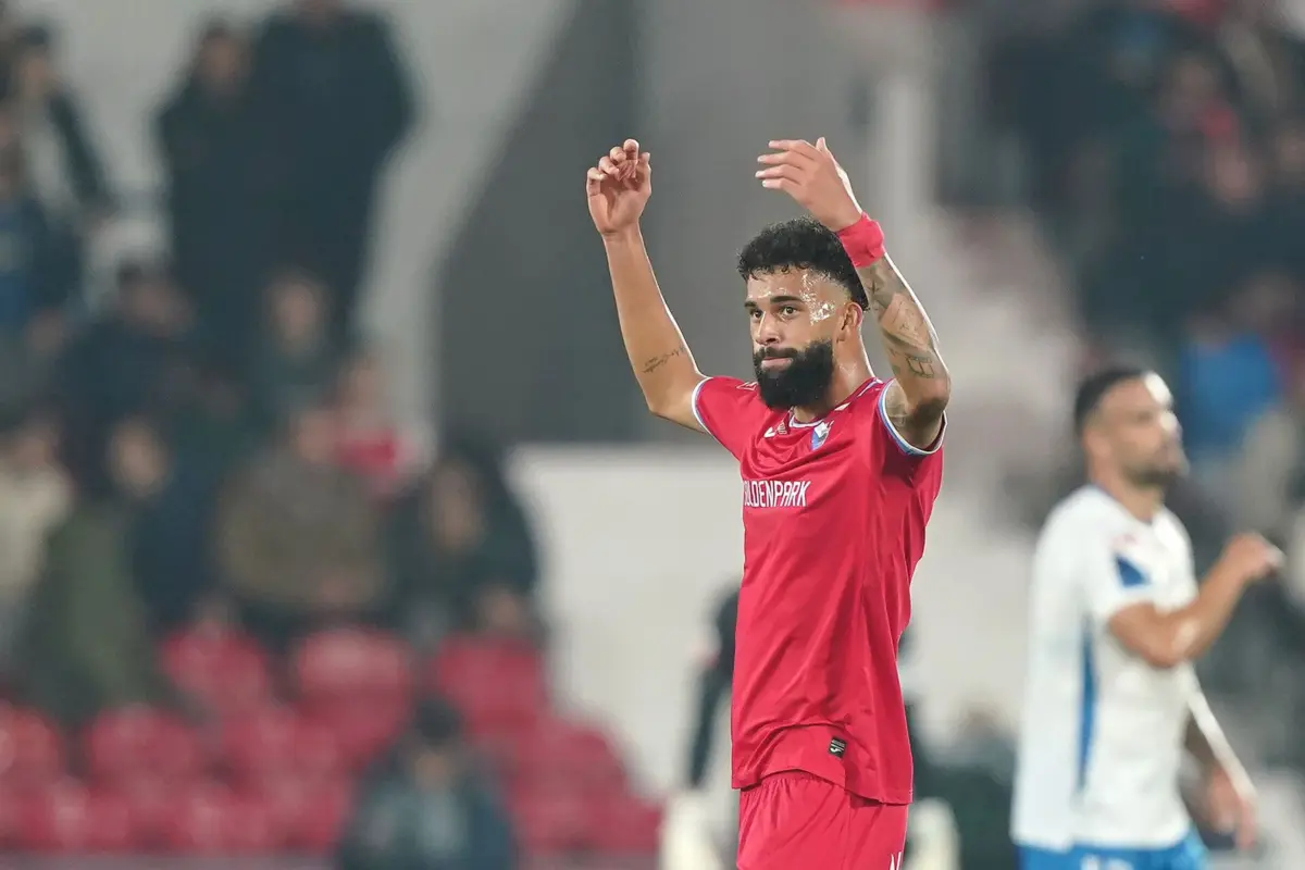 Pablo premiado pela Liga