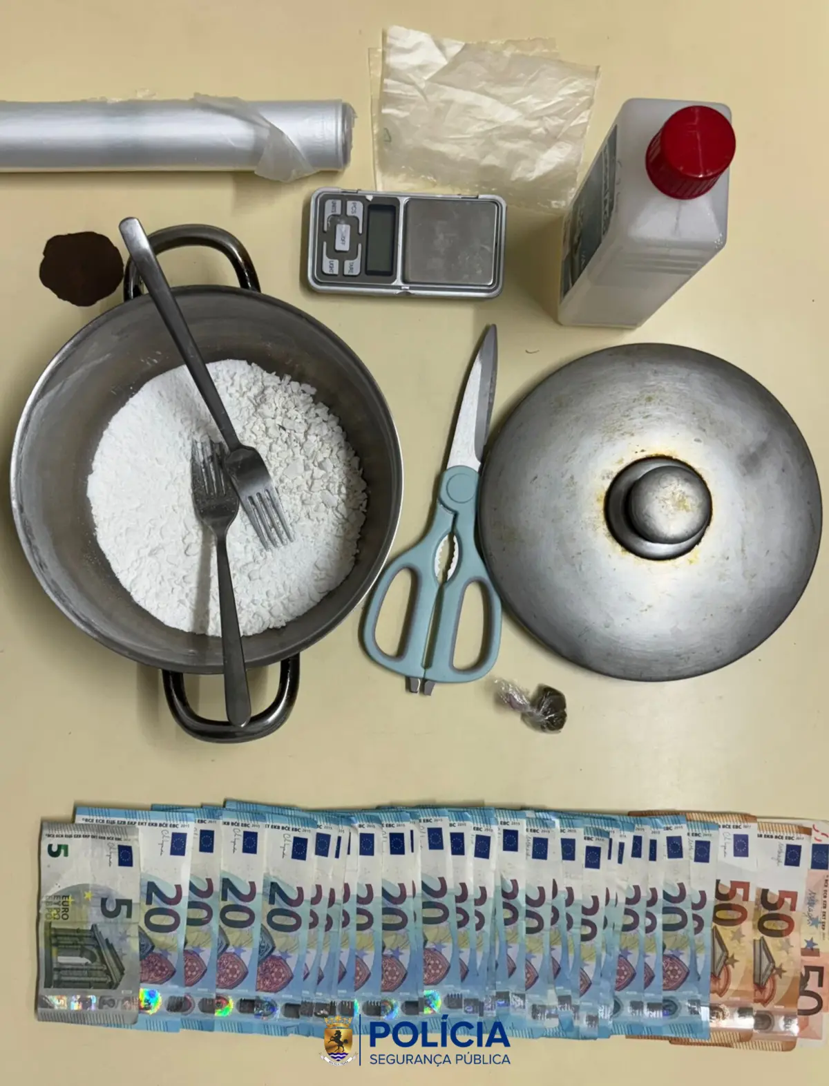 PSP deteve suspeito de tráfico de droga.