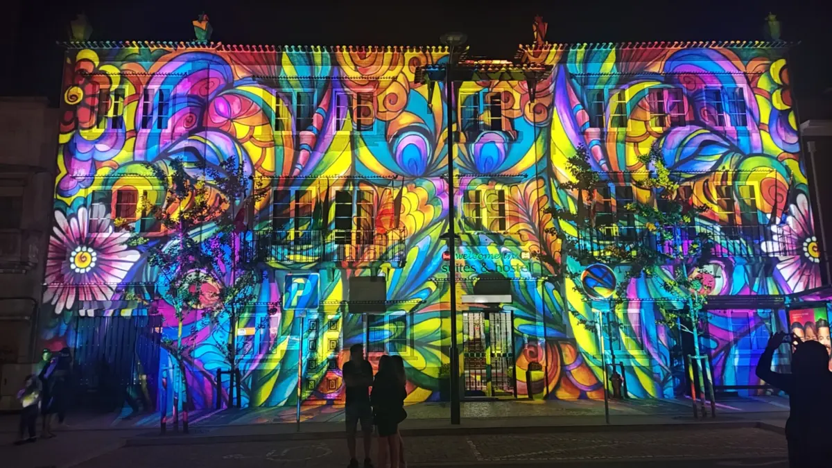 Na edição do ano passado, outros edifícios da cidade foram iluminados