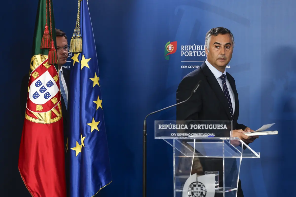 Fernando Alexandre lidera o ministério Educação, Ciência e Inovação, que vai reduzir várias entidades e dirigentes superiores