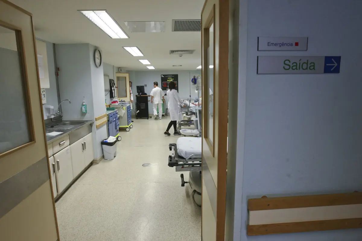 Imagem de contexto do artigo Sindicato Independente dos Médicos rejeita aumento salarial de 5% proposto pelo Governo