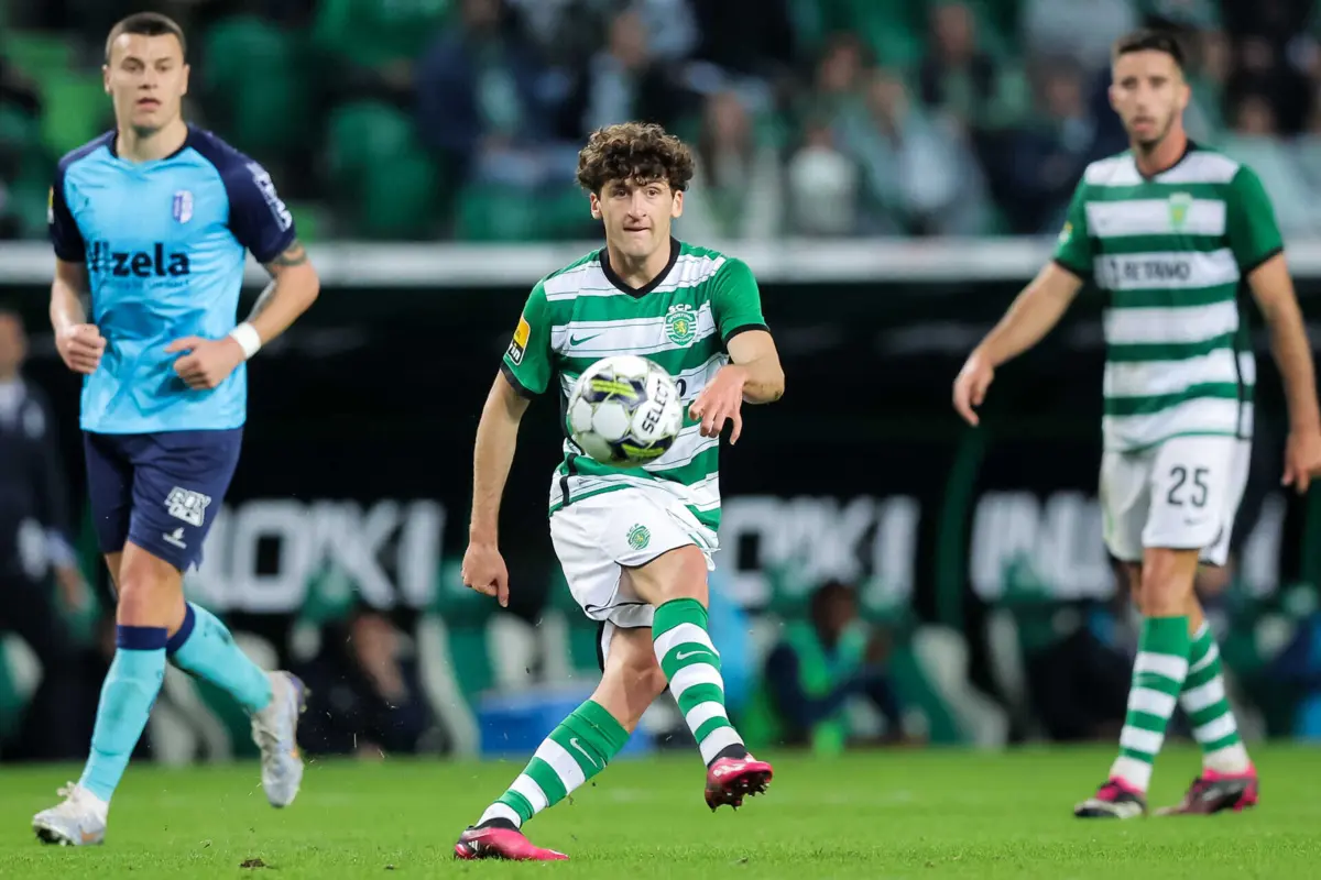 Médio argentino ao serviço dos leões