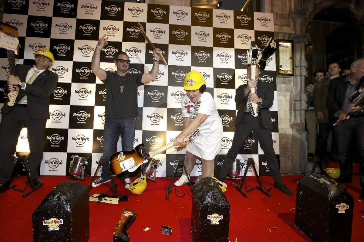 Fun Lovin' Criminals atuam este sábado à noite em Torres Vedras