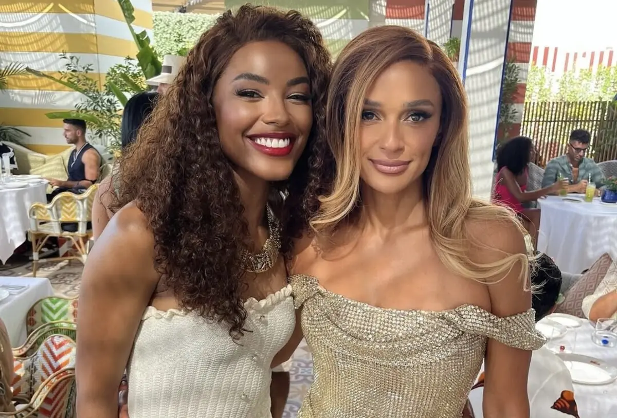 Atriz e modelo Sharam Diniz (esquerda) esteve entre os convidados de Isabel dos Santos